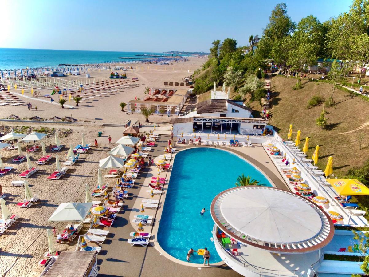 Aqvatonic Hotel - Steaua De Mare เอโฟริเอนอร์ด ภายนอก รูปภาพ
