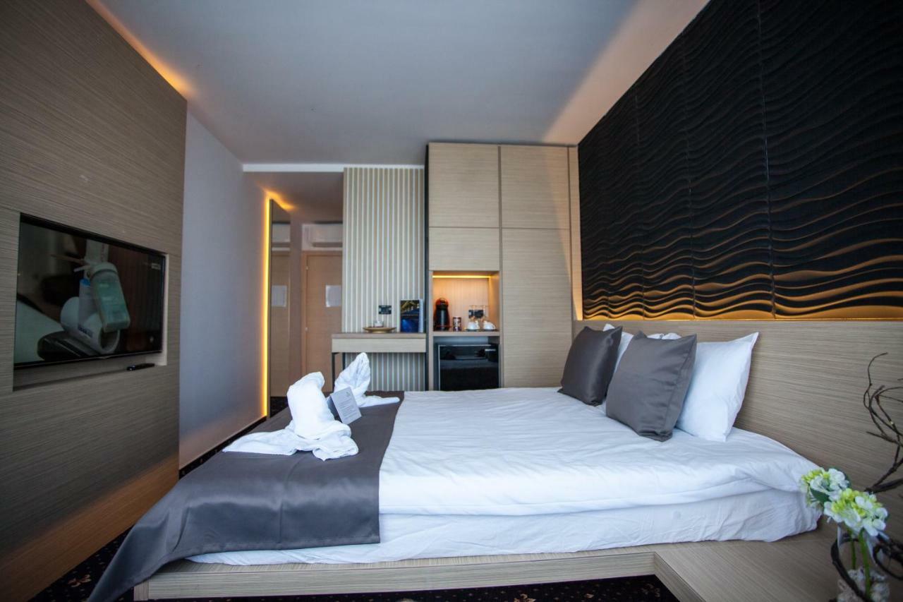 Aqvatonic Hotel - Steaua De Mare เอโฟริเอนอร์ด ภายนอก รูปภาพ